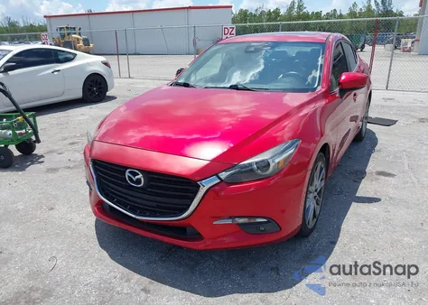2018 Mazda Mazda3 Grand Touring из США, поврежденный, VIN 3MZBN1W31JM166959